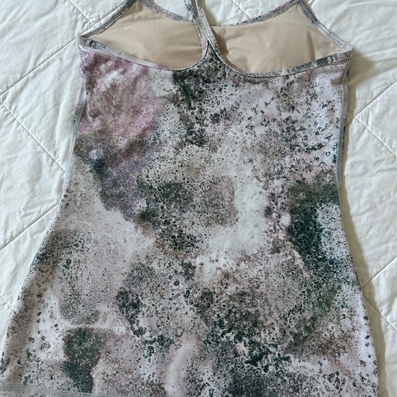 lululemon athletica Women's Abstract Tank Top in Black and Purple- Sz S - Picture 3 of 6